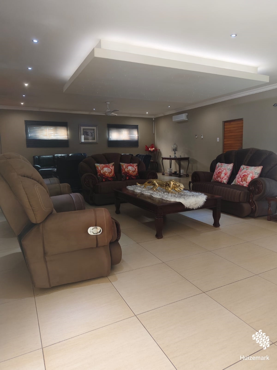 5 Bedroom Property for Sale in Vaalpark Free State
